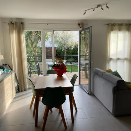 Maison Avec Jardin Et Parking Prive Appartamento